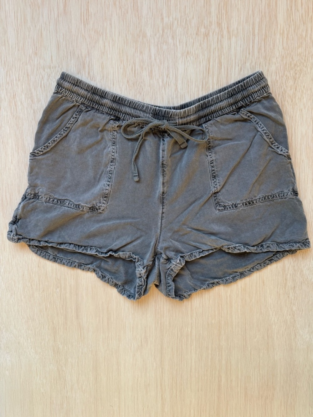 100% Viscose O'Neill Women's Washed Charcoal Drawstring Athletic Shorts small